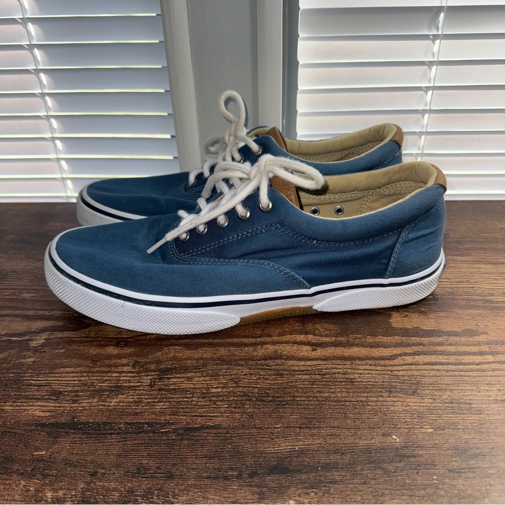 SPERRY Mens Shoes Top Sider Size 9 Blue Halyard Sneakers Low Top Lace Up Low